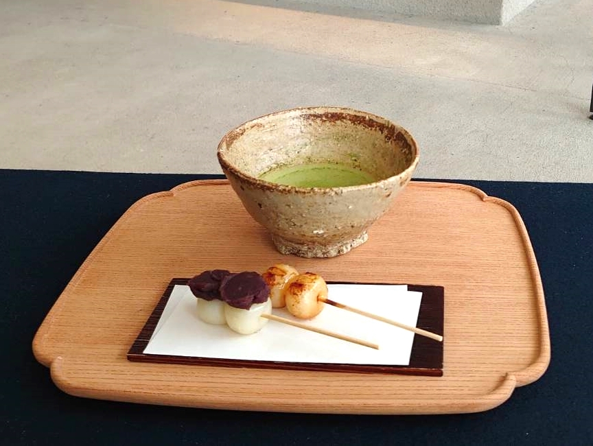 あみじま茶屋の「団子セット」