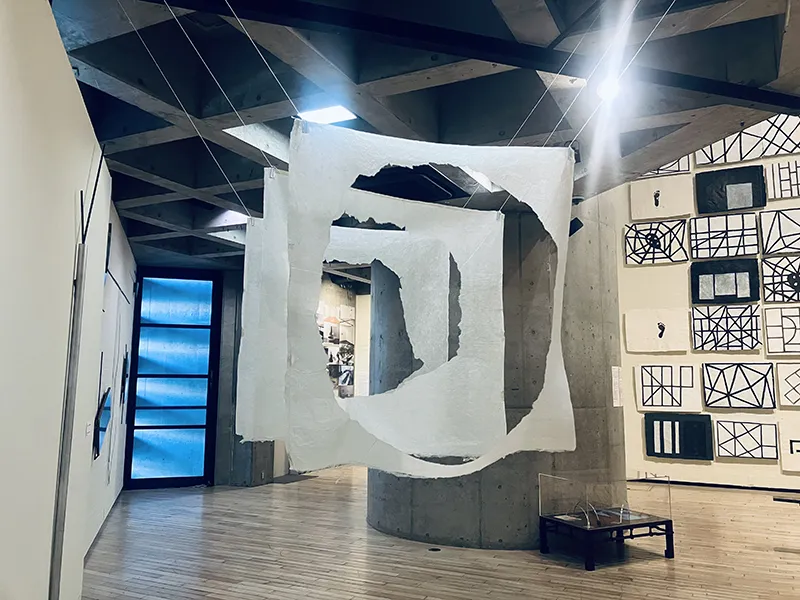 鴨治晃次展の様子