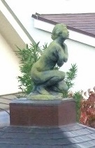 朝倉文夫「浴光」(1921)