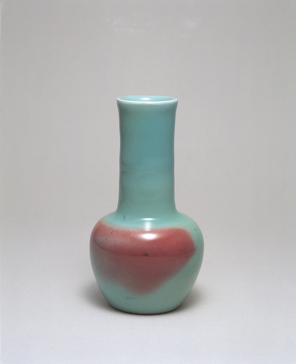 河井寬次郎《青磁釉辰砂差瓶》画像